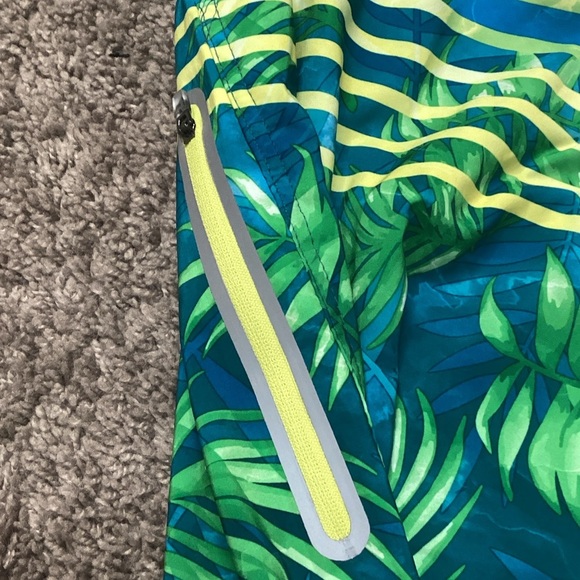 ZeroXposur Tropical Leaf Print Swim Shorts - Picture 2 of 4